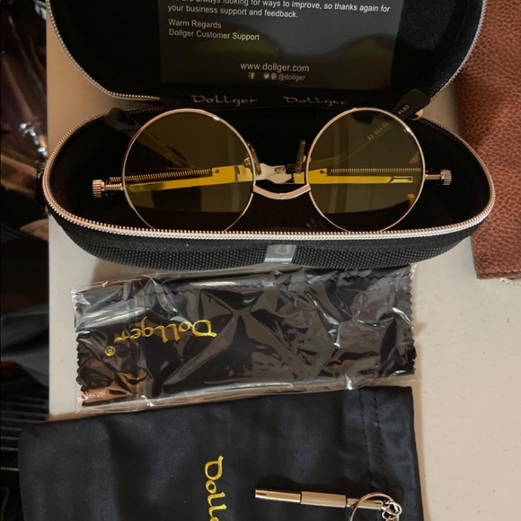 BRAND NEW TRENDY RETRO ROUND SUNGLASSES NWT - Picture 9 of 9